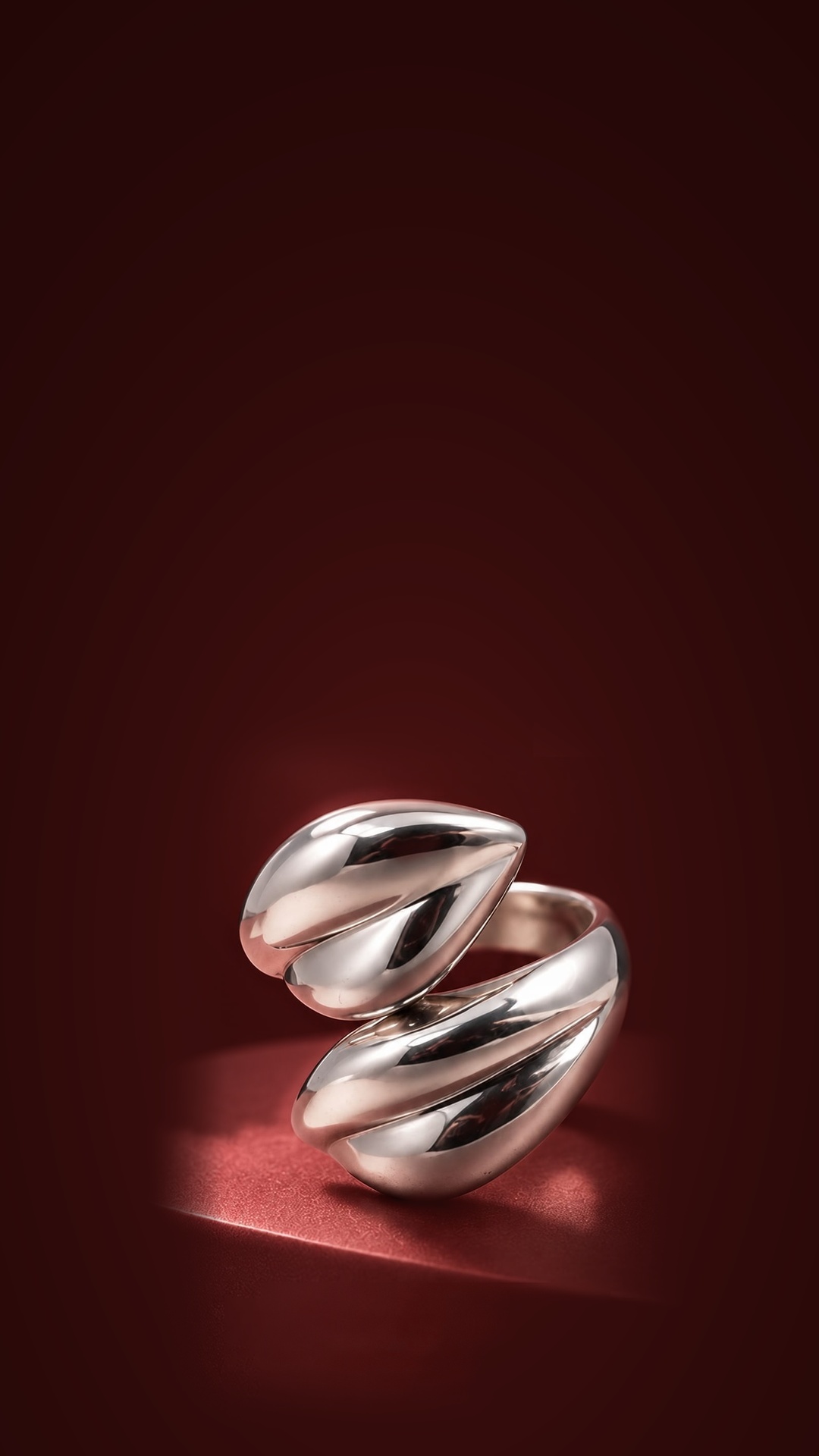 The Fluid Form Ring